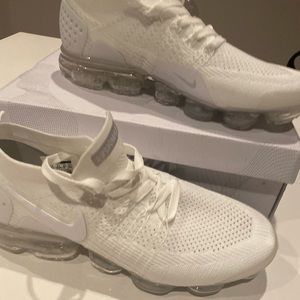 New white/platinum NIKE VAPOR MAX FLY KNIT 2
